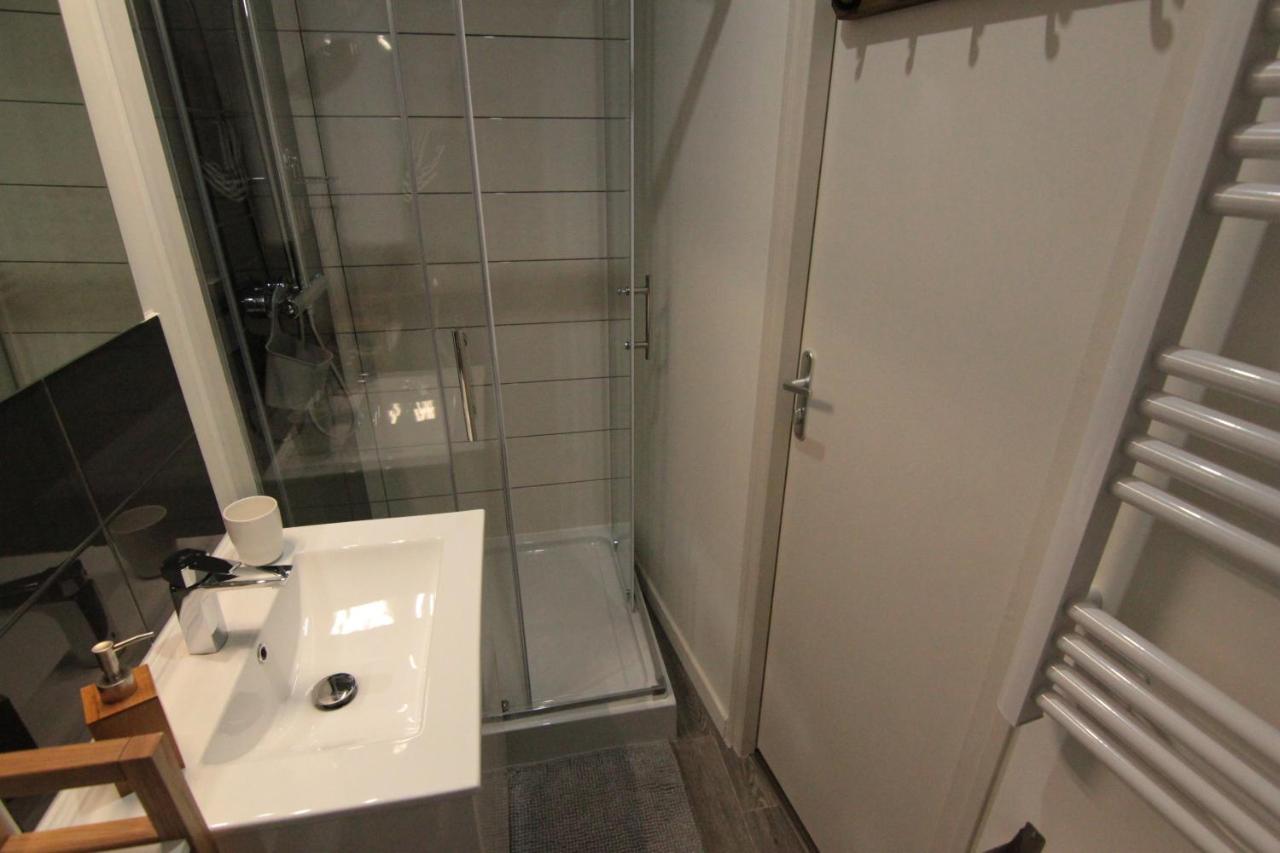 Apartment Jolis Au Coeur De Ferrand - Proche Jaude - Wifi Et Netflix *
