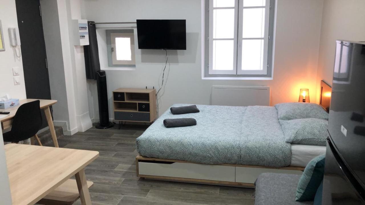 Jolis Au Coeur De Ferrand - Proche Jaude - Wifi Et Netflix Apartment