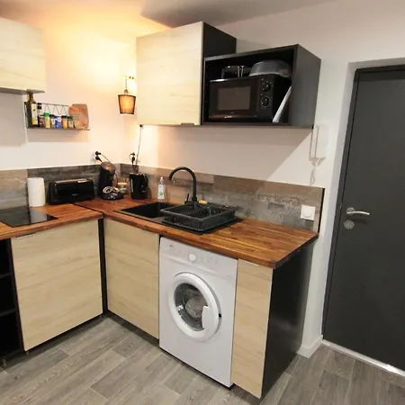 Jolis Appartements Au Coeur De Clermont Ferrand - Proche Jaude - Wifi Et Netflix Exterior photo