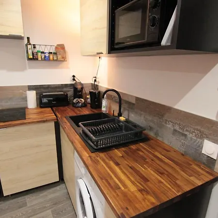 Jolis Appartements Au Coeur De Clermont Ferrand - Proche Jaude - Wifi Et Netflix Exterior photo