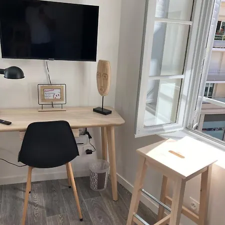 Jolis Appartements Au Coeur De Clermont Ferrand - Proche Jaude - Wifi Et Netflix Exterior photo