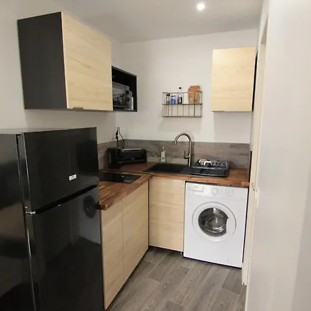 Jolis Appartements Au Coeur De Clermont Ferrand - Proche Jaude - Wifi Et Netflix Exterior photo