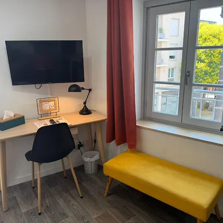 L'Endormi - Centre Ville - Wifi Et Netflix Clermont-Ferrand Exterior photo