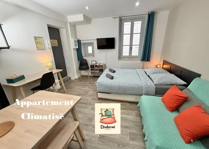 Jolis Appartements au coeur de Clermont Ferrand - Proche Jaude - WIFI et NETFLIX